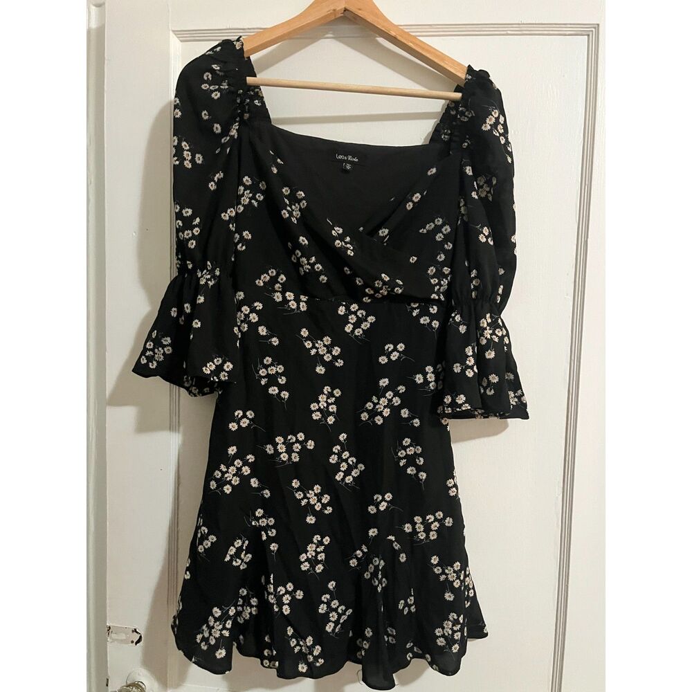 Lea & Viola black daisy print puff sleeve mini dress